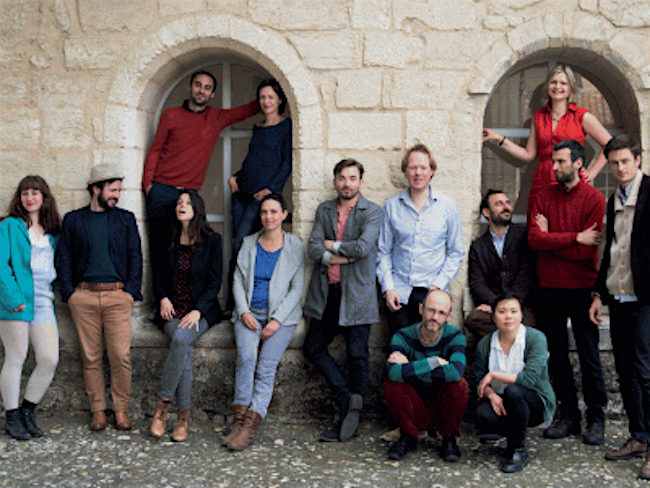 Les 14 compositeurs et auteurs sélectionnés par TOTEM(s) présenteront leurs projets de création en binôme à la Chartreuse de Villeneuve les Avignon du 6 au 8 juillet. © Alex Nollet 